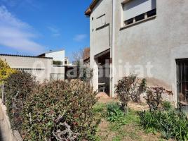 , 344 m², Madrenys