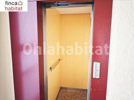 Apartament, 57 m², près de bus et de train