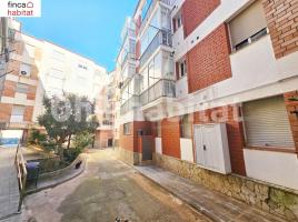 Pis, 71.50 m², près de bus et de train