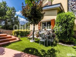 Houses (detached house), 296 m², near bus and train, AIRE SOL D