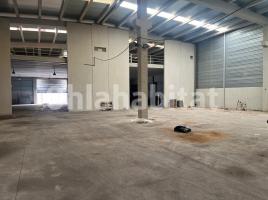 , 2100 m²