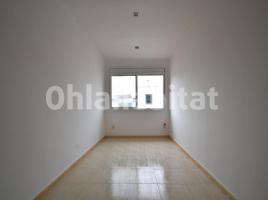 Pis, 58 m², prop de bus i tren