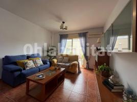 Apartament, 65 m², near bus and train, almost new