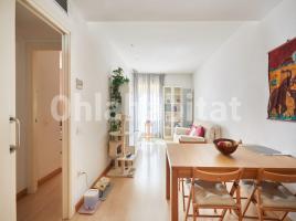 Piso, 59 m², cerca bus y metro