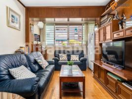 Piso, 80 m², cerca de bus y tren