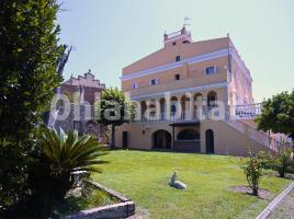 Houses (detached house), 733 m², near bus and train