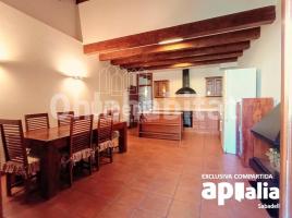 Flat, 174 m², almost new, Zona
