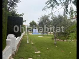 Alquiler Casa (chalet / torre), 140 m², seminuevo, Calle Ripollès