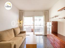 Flat, 68 m², near bus and train