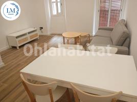Flat, 90 m², near bus and train