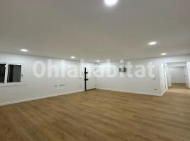 Piso, 65 m², cerca de bus y tren