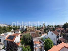 Flat, 89 m², near bus and train