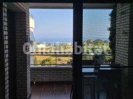 Flat, 133 m², near bus and train
