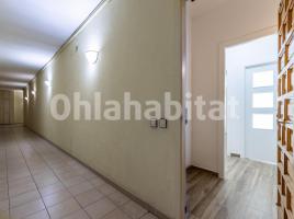 Pis, 79 m², prop de bus i tren, Calle Francesc Layret