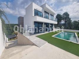  (xalet / torre), 470 m², presque neuf
