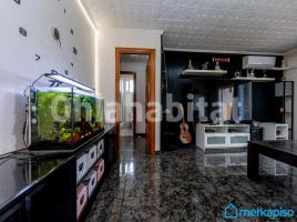Attic, 68 m², near bus and train