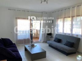 Apartament, 61 m², Zona