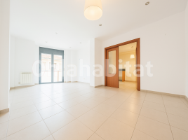 Pis, 95 m², presque neuf