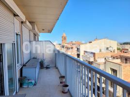 Pis, 100 m², prop de bus i tren, Calle Ferrer i Busquets