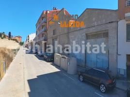 Nau industrial, 1690 m², Calle de Sant Pelegrí, 41-43