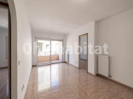 Pis, 110 m², prop de bus i tren, Calle Sant Antoni