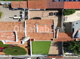 Casa (unifamiliar adossada), 126 m², Zona