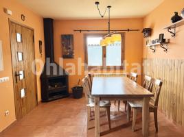 Houses (detached house), 126 m², almost new, Calle del Portell
