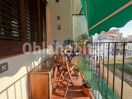 Pis, 53 m², près de bus et de train, Calle de Joan Ramon Benaprès