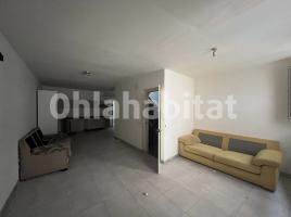 Houses (villa / tower), 208 m², Calle Manzana, 3