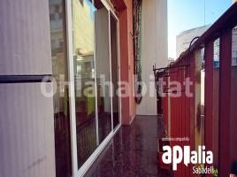 Piso, 53 m², cerca de bus y tren