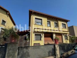  (unifamiliar adossada), 150 m², presque neuf
