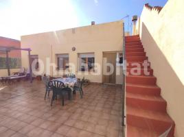 Casa (unifamiliar adossada), 365 m², prop de bus i tren