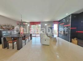 Casa (xalet / torre), 401 m², seminou, Avenida California