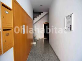 Business premises, 153 m², near bus and train, Plaza Hort de la Florit, 1