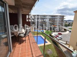 Apartament, 65 m², almost new, Zona