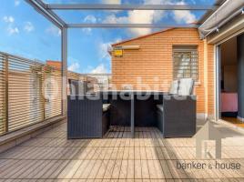 Ático, 135 m², seminuevo, Zona