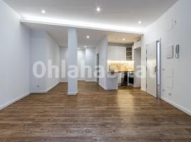 Flat, 47 m², almost new