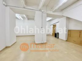 Local comercial, 240 m², prop bus i metro, Calle de Huelva