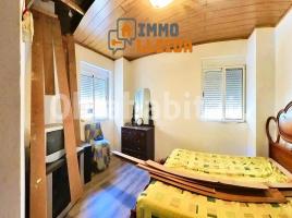  (unifamiliar adossada), 252 m², Calle d'Emili Pujol, 26