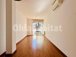 Dúplex, 136 m², seminuevo, Calle Nou