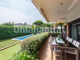 Casa (unifamiliar aïllada), 251 m², Calle ROSERS