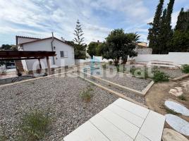 Houses (villa / tower), 183 m², Calle les Liles