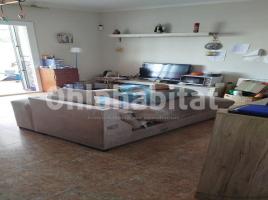 Houses (villa / tower), 183 m², Calle les Liles