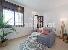 Casa (unifamiliar adossada), 176 m², Zona