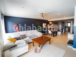 Casa (unifamiliar adosada), 203 m², seminuevo
