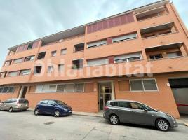 Piso, 71 m², cerca de bus y tren, seminuevo, Calle santa anna , 1