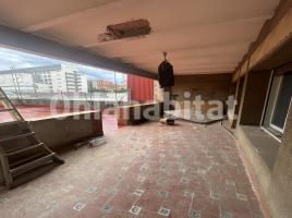 Piso, 150 m², cerca de bus y tren, Calle AVD. BARBERA