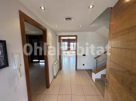 Alquiler Casa (unifamiliar adosada), 206 m², seminuevo