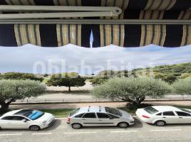 Pis, 72 m², prop de bus i tren