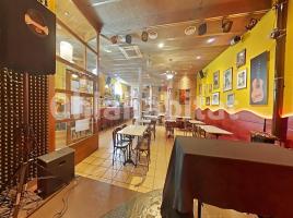 Business premises, 320 m², near bus and train